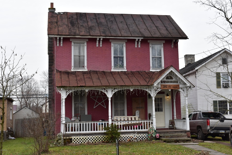 207 N Main St, Muncy, PA 17756 - photo 1