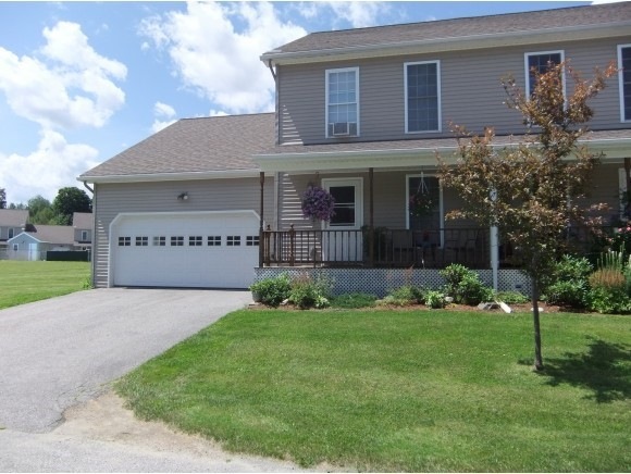 9 Fecteau Cir unit 8, Barre, VT 05641 - photo 1