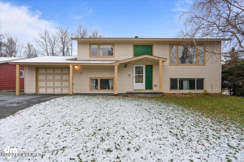 01-Exterior Front_MAX2670