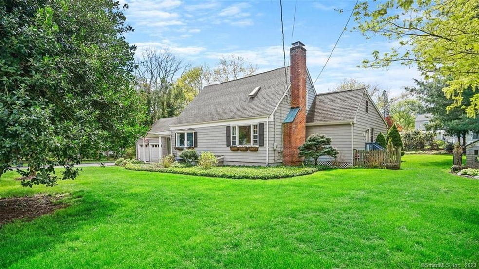 95 Dorking Dr, Fairfield, CT 06824 - photo 1