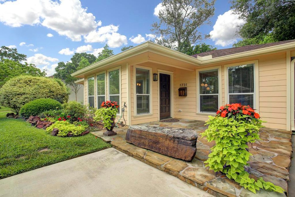 1731 Latexo Dr, Houston, TX 77018 - photo 1