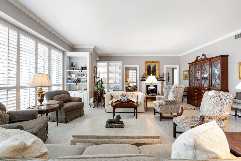 Montebollo unit 23, Houston, TX 77056 - photo 1