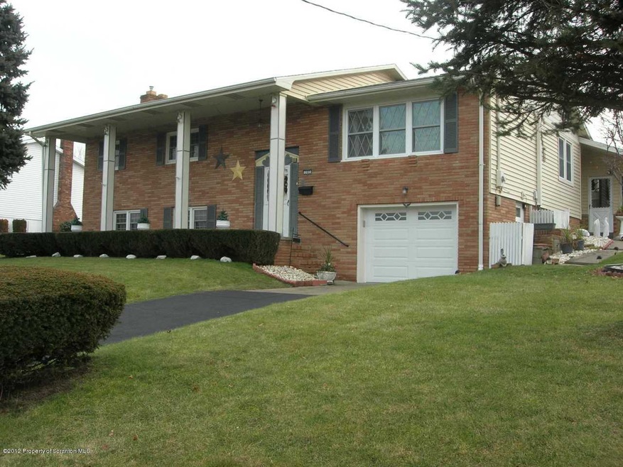 702 3rd St, Eynon, PA 18403 - photo 1