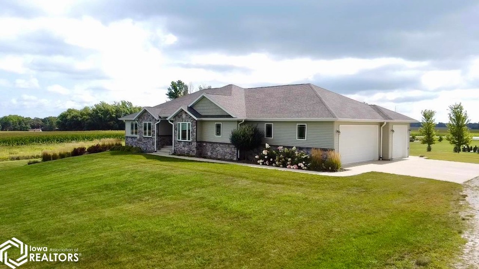 Sold $557,889 • Co-Listing Agent