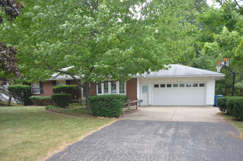 001-2440-spartan-kalamazoo-home-for-sale