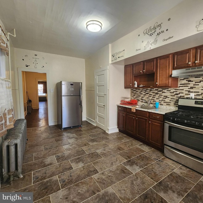 46 N Paxon St unit 1, Philadelphia, PA 19139 - photo 1