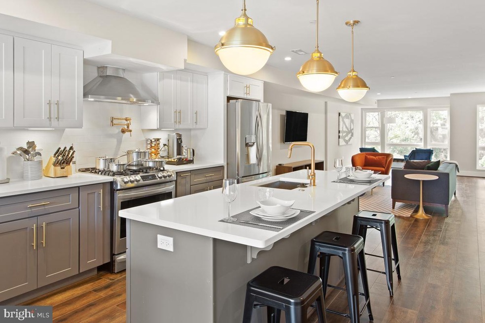 815 7th St NE unit 2, Washington, DC 20002 - photo 1