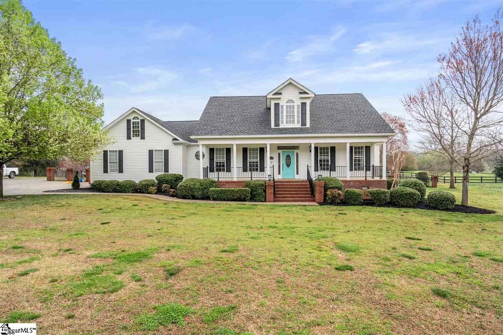 Large Front Porch!