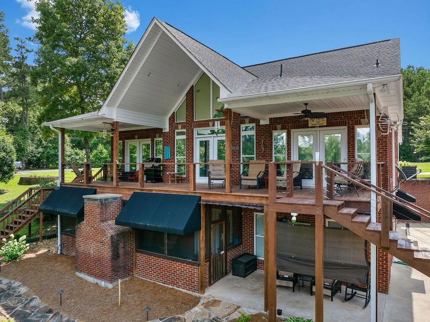 For Sale $939,000