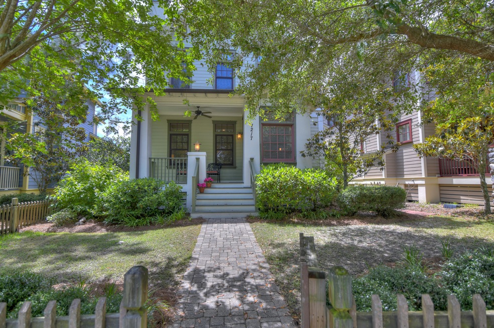 1217 Prospect Promenade 10