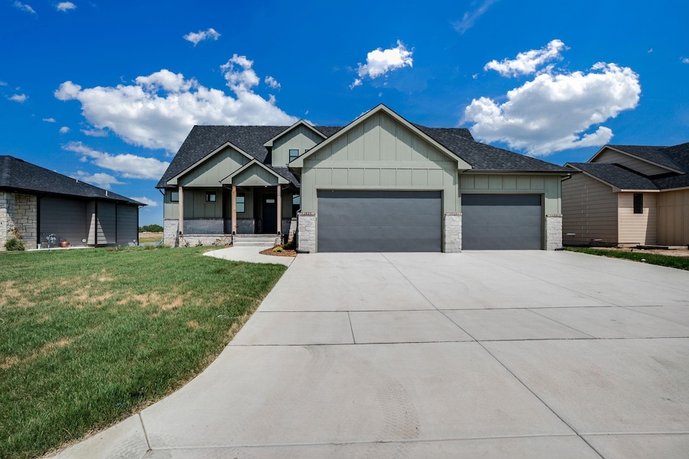 110 S Wellcrest Ct, Goddard, KS 67052 - photo 1