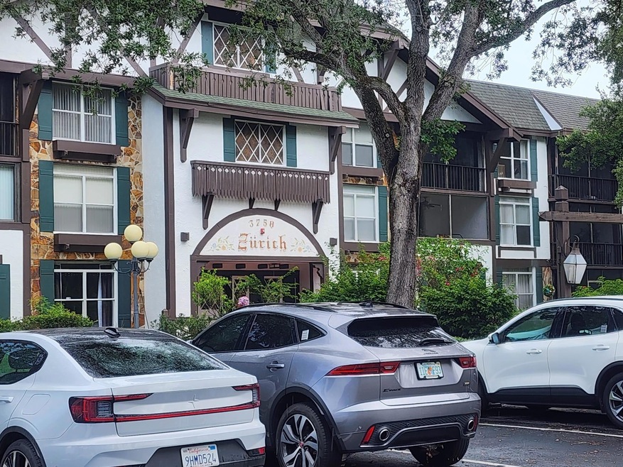 3750 Inverrary Dr unit 2Z, Lauderhill, FL 33319 - photo 1