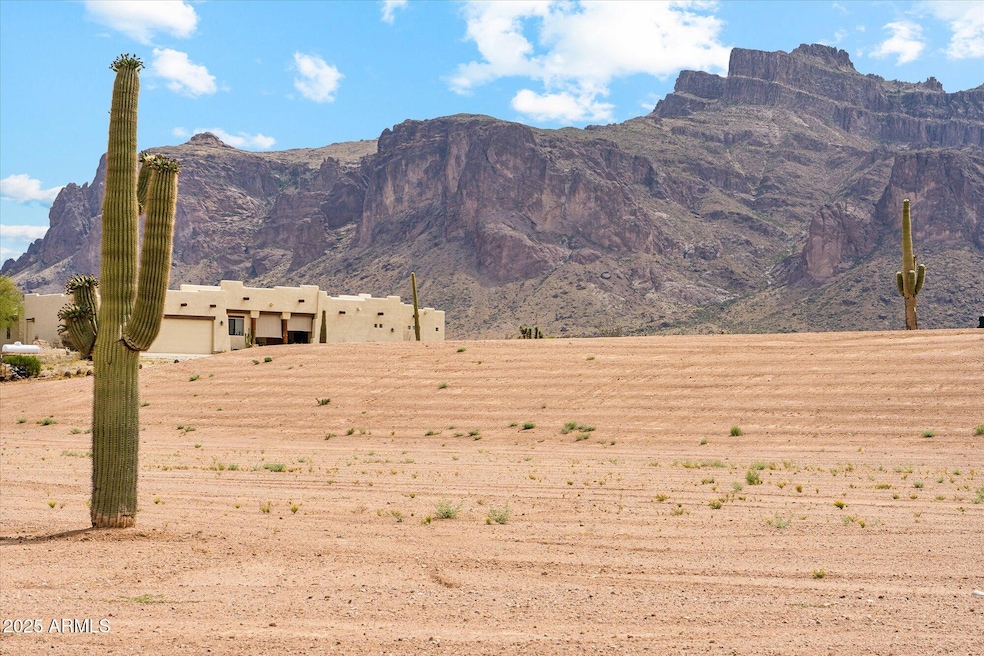 property at e end looking e up close sup