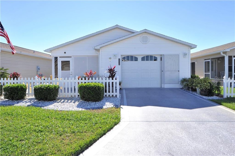 Painted Driveway & Garage Screens