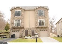 7851 Nixon St, Philadelphia, PA 19128 - photo 1