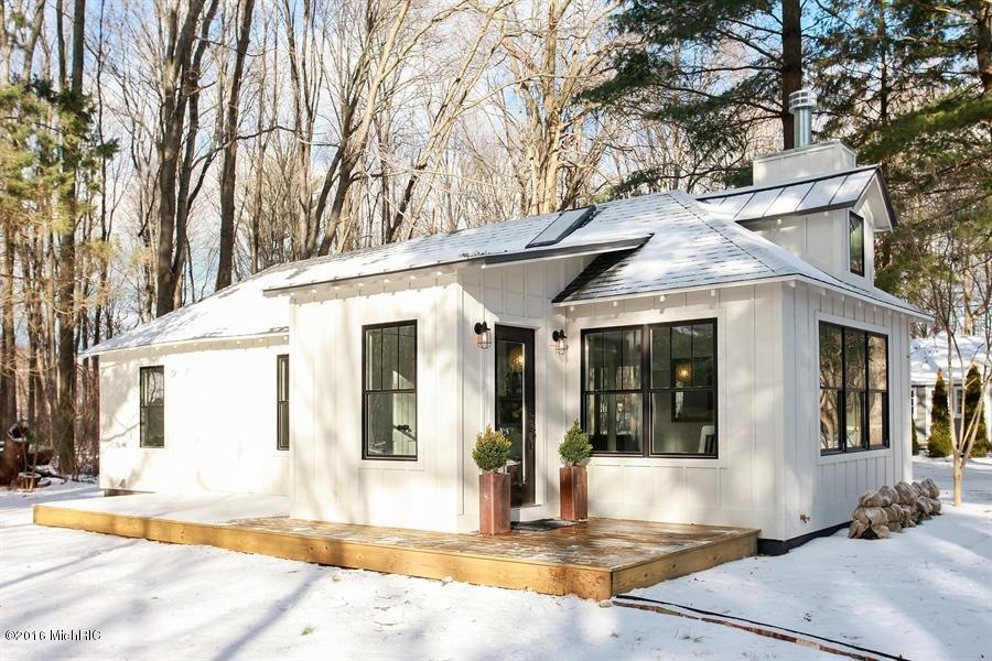 16060 Knack Ln, Union Pier, MI 49129 - photo 1