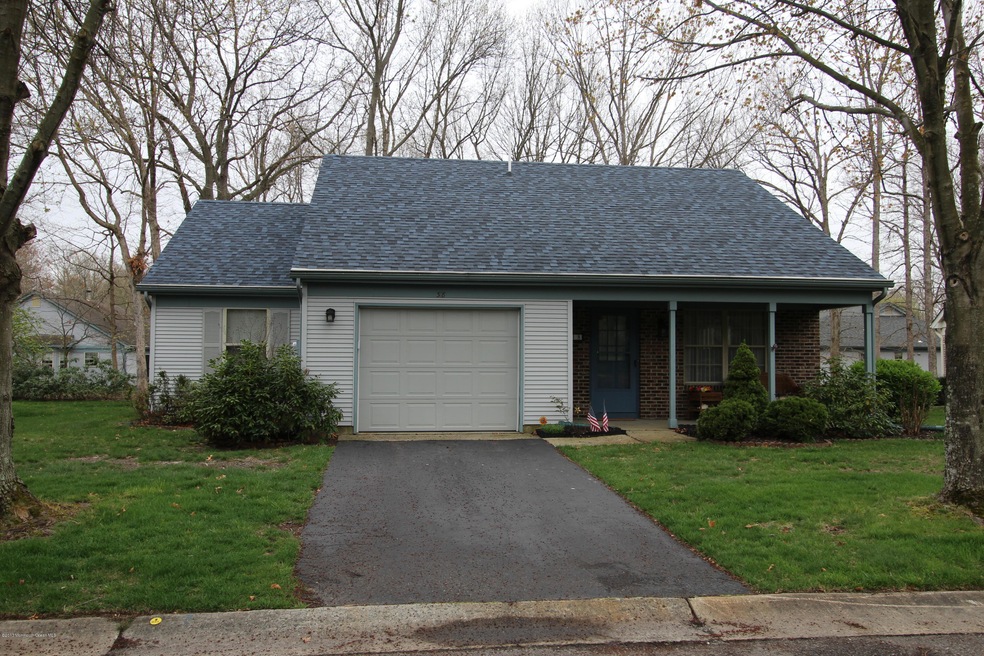 318 Gardenia Dr, Whiting, NJ 08759 - photo 1