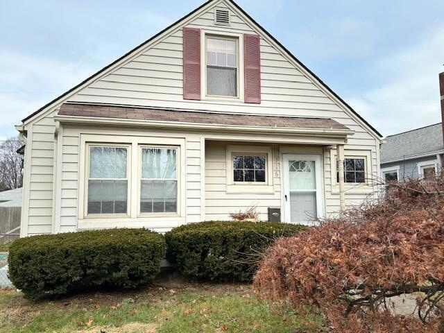 316 E Royal Forest Blvd, Columbus, OH 43214 - photo 1