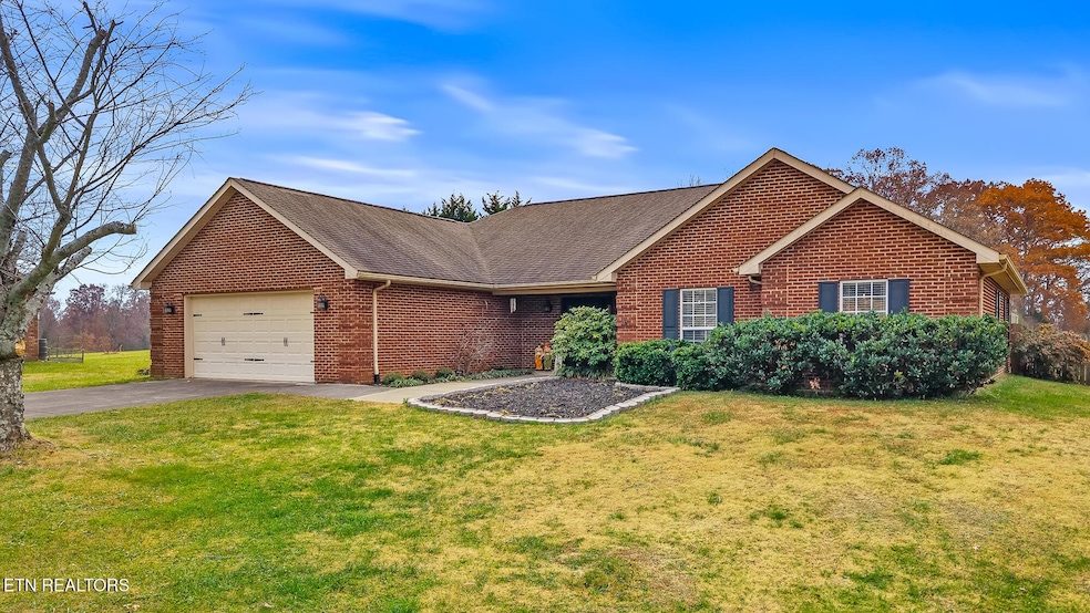 5545 J Riley West Rd, Greenback, TN 37742 - photo 1