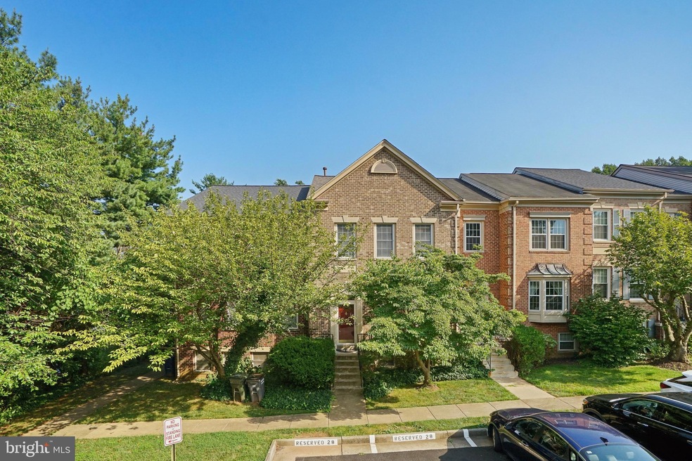 9603 Minstead Ct, Burke, VA 22015 - photo 1