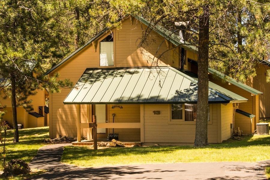 57545 Ranch Cabin Rd, Sunriver, OR 97707 - photo 1