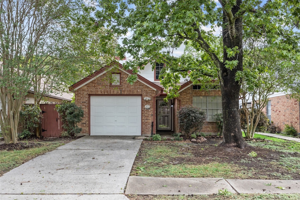 8222 Summertree Dr, Houston, TX 77040 - photo 1
