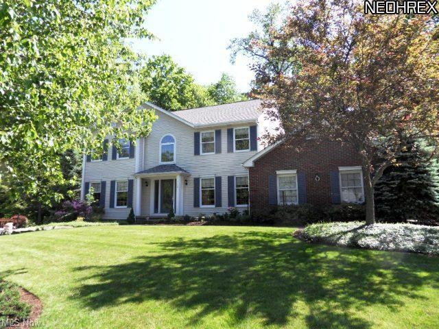 760 Valley View Cir, Aurora, OH 44202 - photo 1