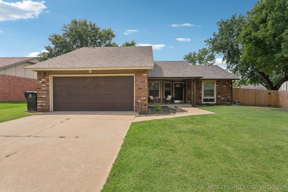 1309 W Birmingham St, Broken Arrow, OK 74011 - photo 1