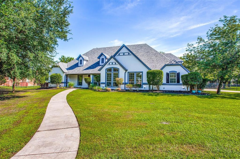 504 Crested Oak Ct, Fort Worth, TX 76108 - photo 1