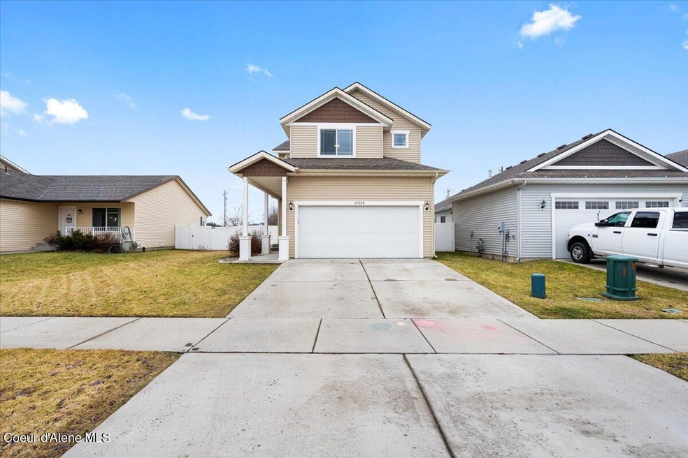 01-Front of home.jpg
