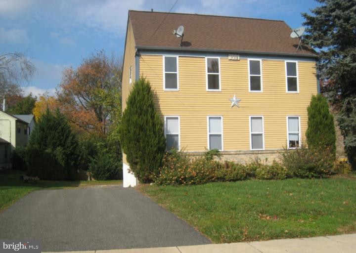 37 W Lakeview Ave, Oaklyn, NJ 08107 - photo 1