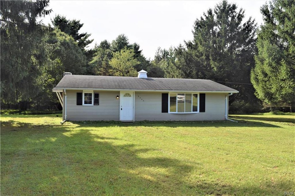 2343 Benders Dr, Bath, PA 18014 - photo 1