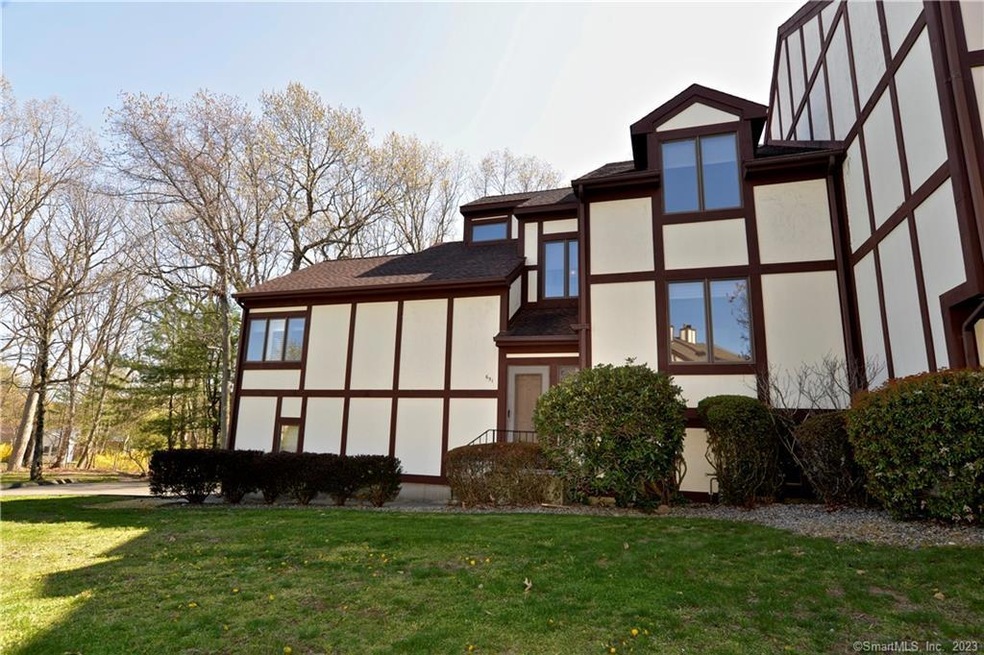 690 Forest Rd unit 651, West Haven, CT 06516 - photo 1