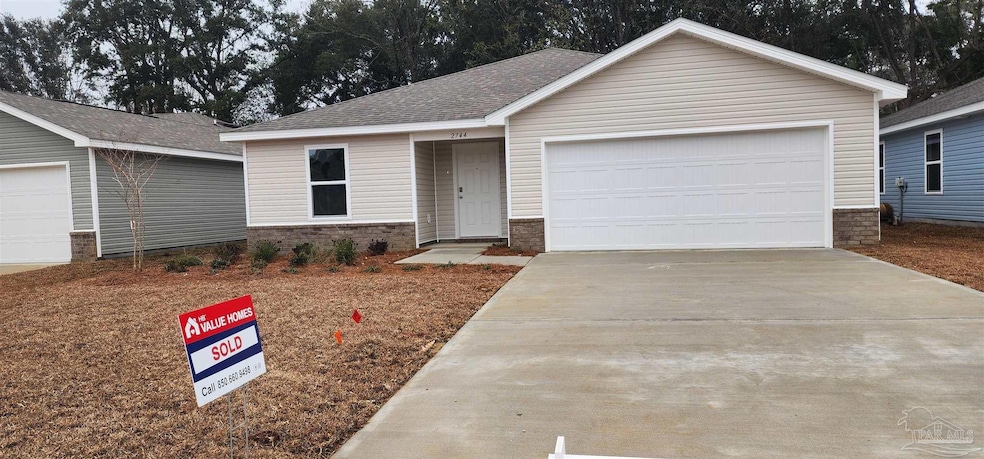 2744 Savannah Michelle Ln, Pensacola, FL 32534 - photo 1