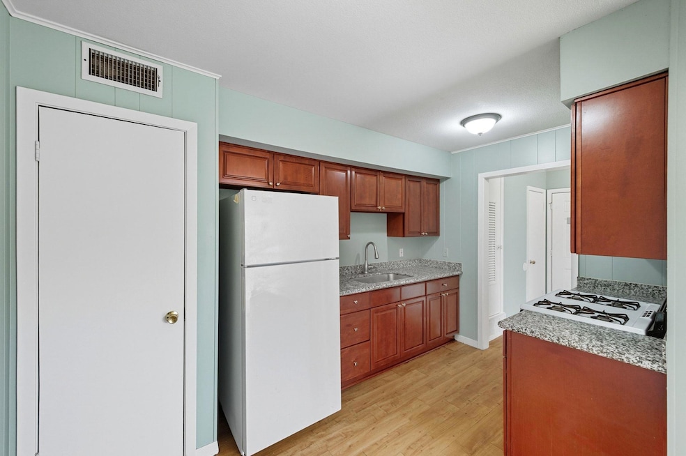 For Rent $1,100/month