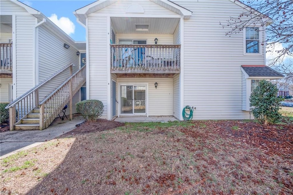 Single-Story Condo in the Heart of Greenbrier!