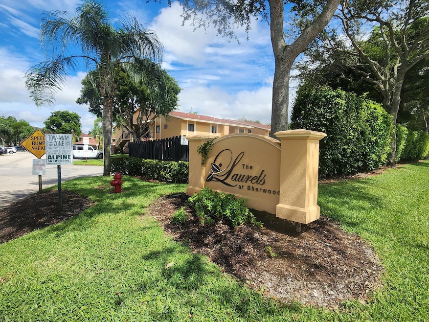 6013 10th Ave N unit 208, Greenacres, FL 33463 - photo 1