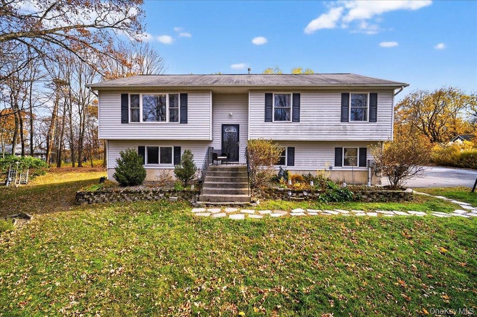 74 Pocatello Rd, Middletown, NY 10940 - photo 1