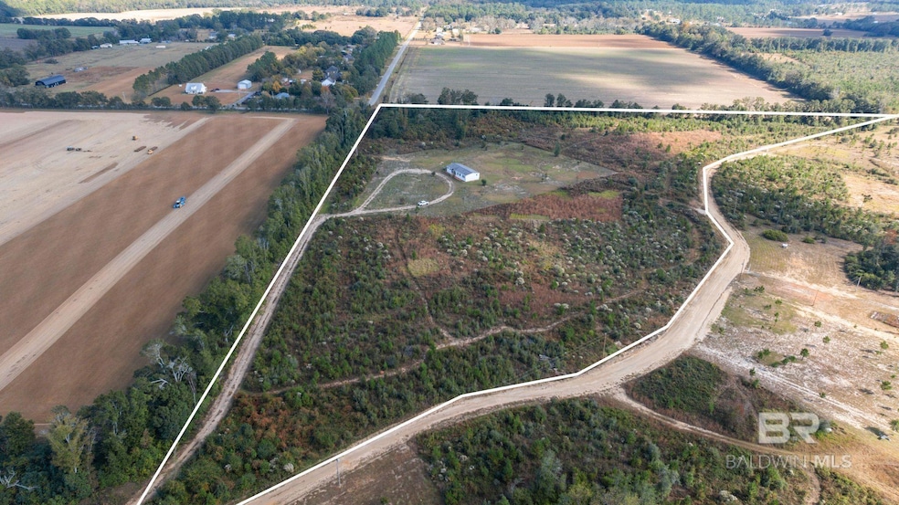 21990 Creekfront Dr unit 13, Robertsdale, AL 36567 - photo 1