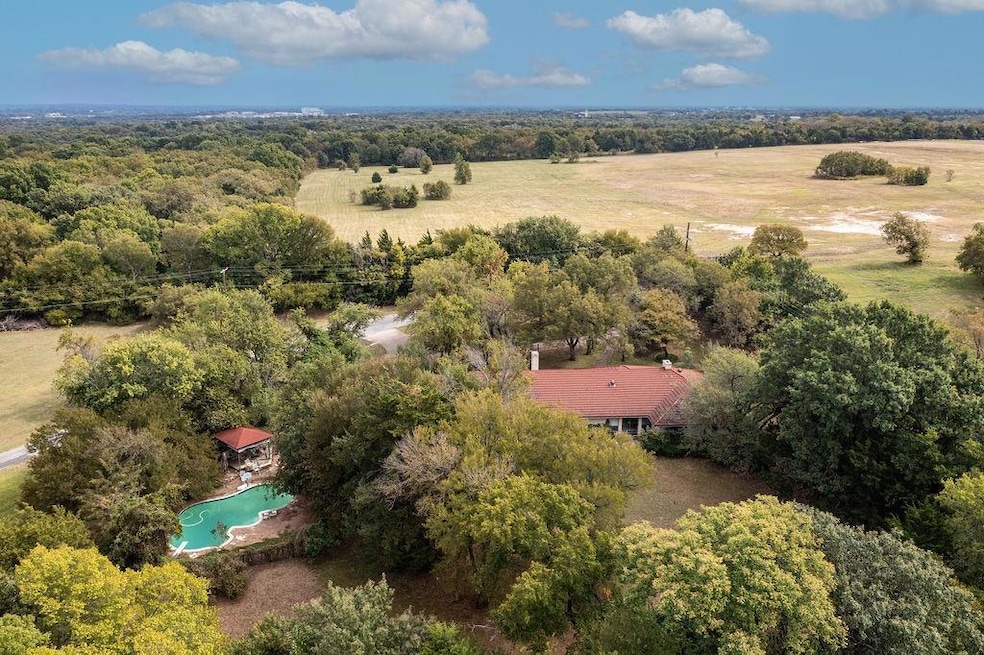 203 Eastwood Terrace Dr, Denison, TX 75020 - photo 1