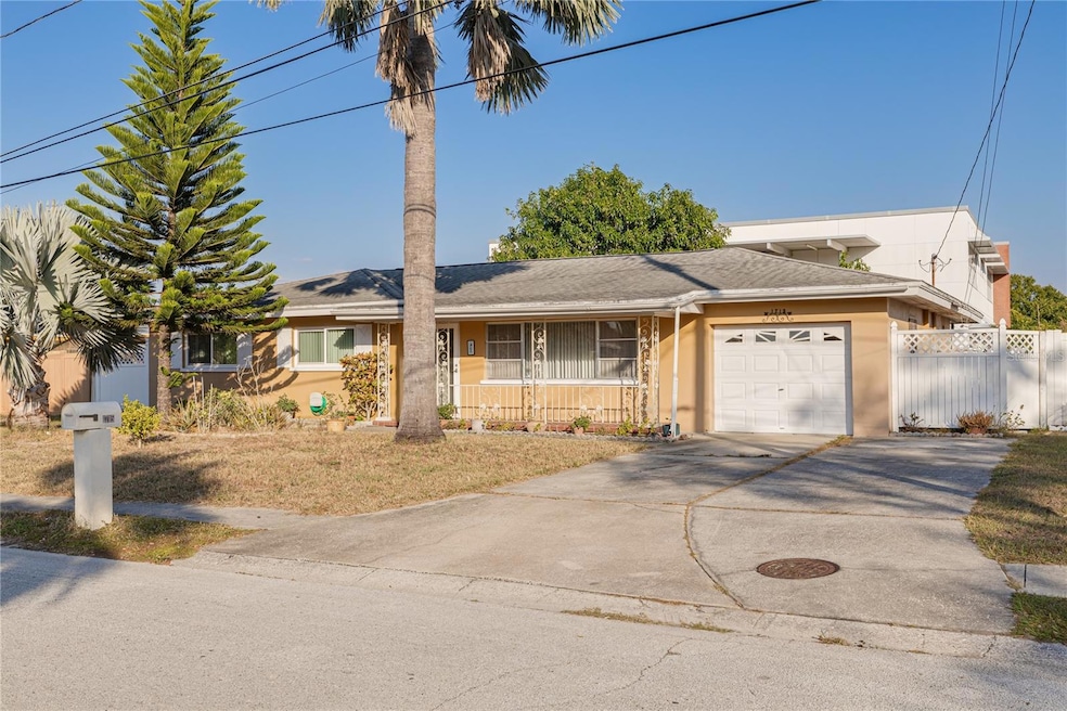 1715 N Jefferson Ave, Clearwater, FL 33755 - photo 1