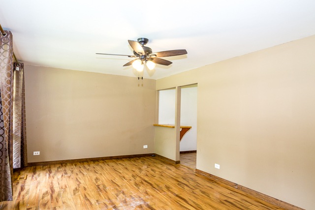 18716 Baker Ave, Country Club Hills, IL 60478 - photo 1