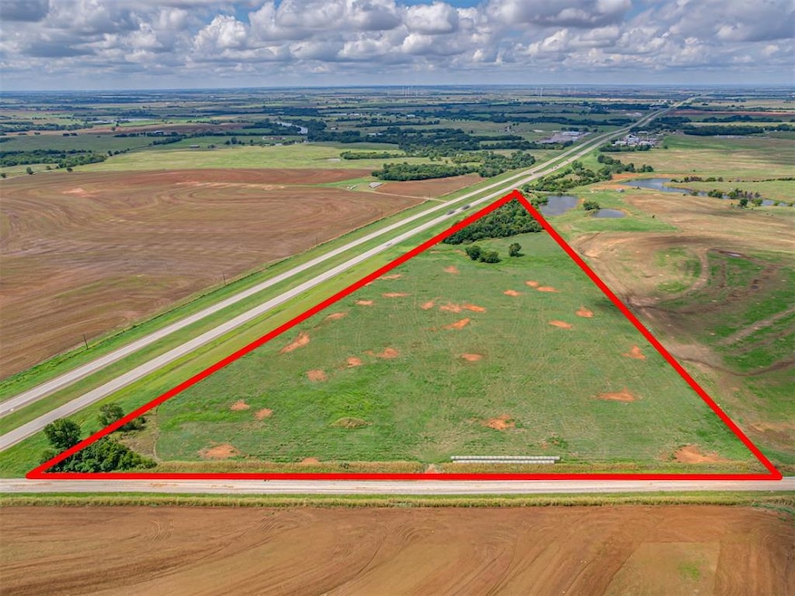 0001 Northwest Expy, Piedmont, OK 73078 - photo 1