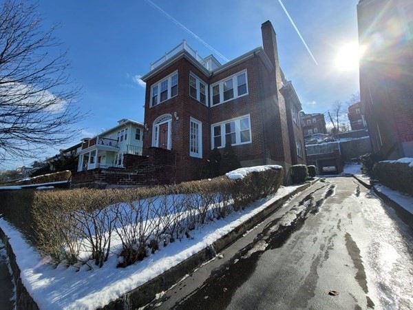 136 Columbia St unit 1, Brookline, MA 02446 - photo 1