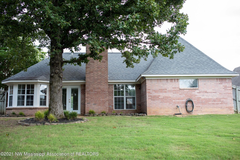 5719 Sparrow Run, Olive Branch, MS 38654 - photo 1