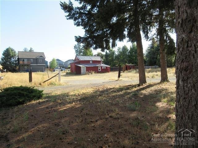 61875 SE 27th St, Bend, OR 97702 - photo 1