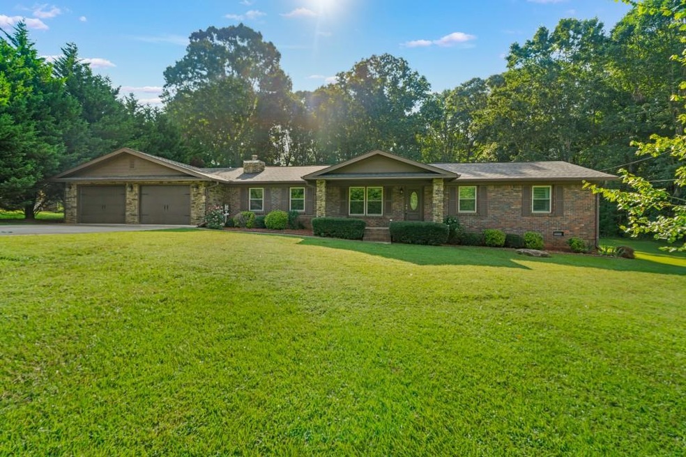 5115 Nichols Ct, Flowery Branch, GA 30542 - photo 1