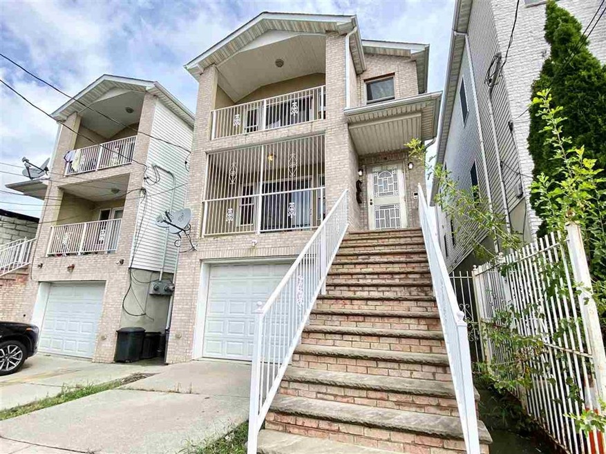 216 Kearney Ave, Jersey City, NJ 07305 - photo 1