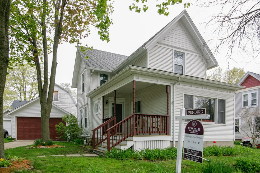 715 E Michigan Ave, Marshall, MI 49068 - photo 1