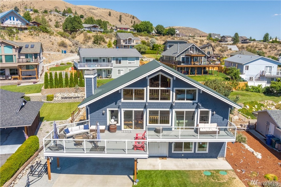117 Pyramid Place, Chelan, WA 98816 - photo 1